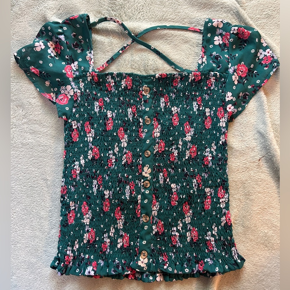 Crave Fame Floral Blouse; Size: M
